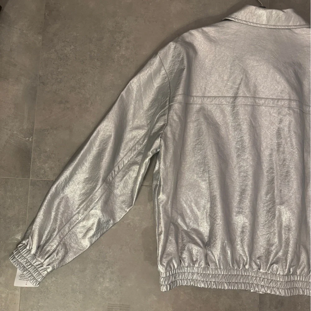 NWT! ASOS Design Metallic Silver Outerwear | M - Picture 6 of 7